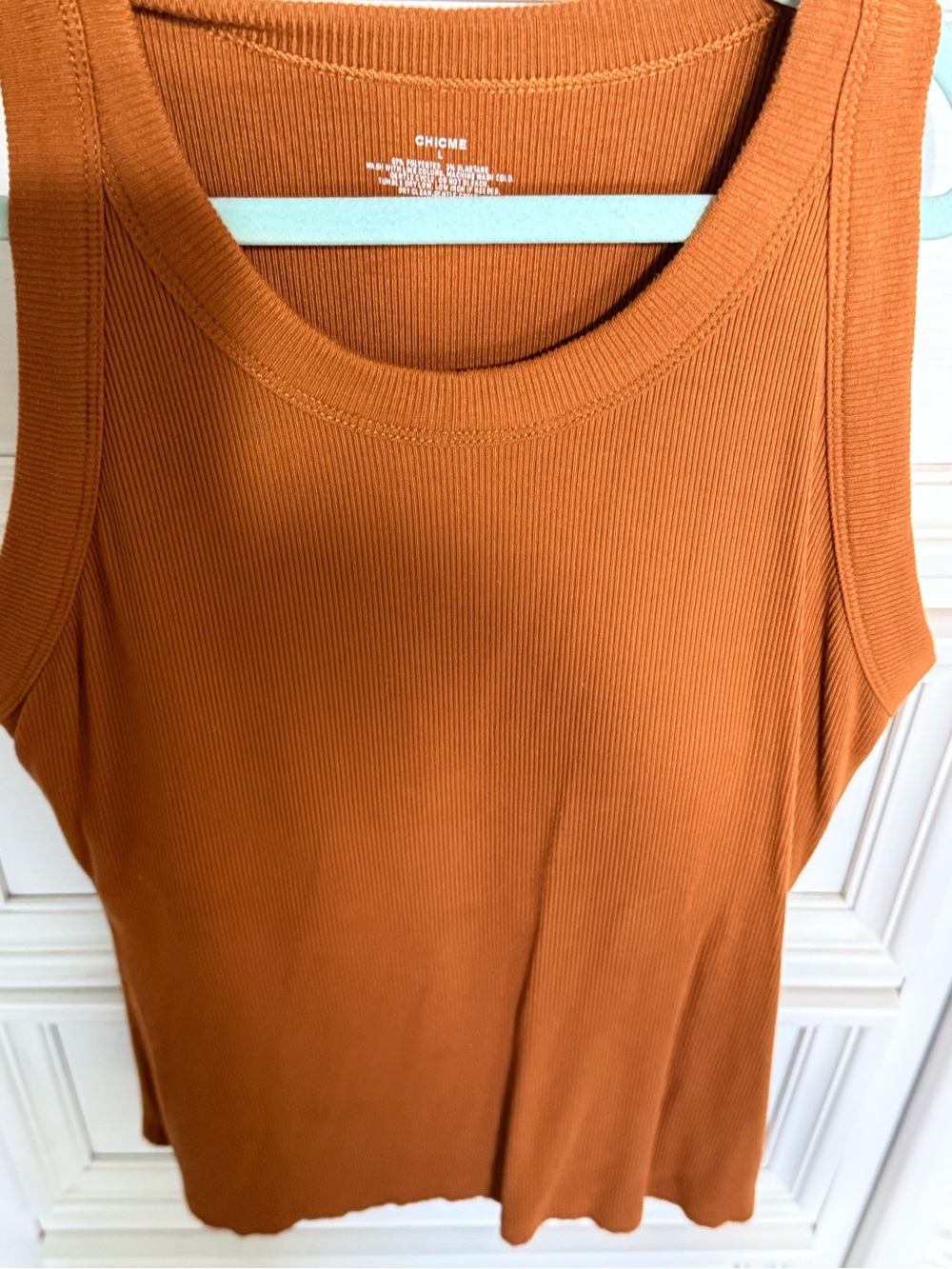 ChicMe Ribbed Tank Top - Rusty brown with built in bra